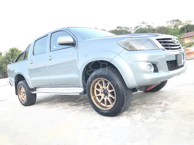 Toyota HILUX 2.5 G VNT(A)NEW FACELIFT/18"CE28 RIM - 1