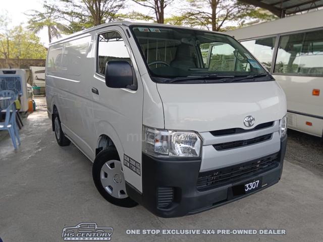 2018 Toyota HIACE PANEL VAN 2.5 (M) - 1