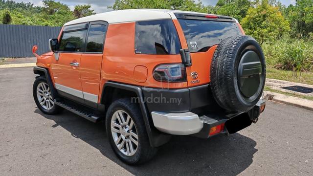 2013 Toyota FJ 4.0 CRUISER (A) - 3