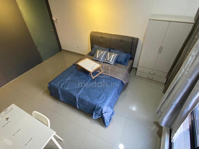 Urbano, Glenmarie (Fully Furnished Master Bedroom with bathroom) MALE 1