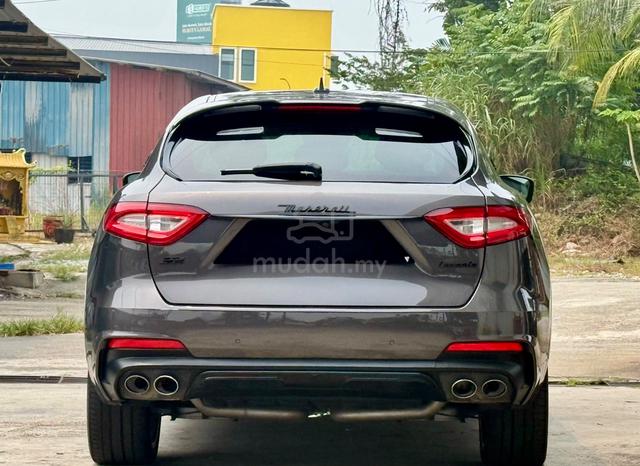 2018 maserati Levante S Gransport 3.0 - 4