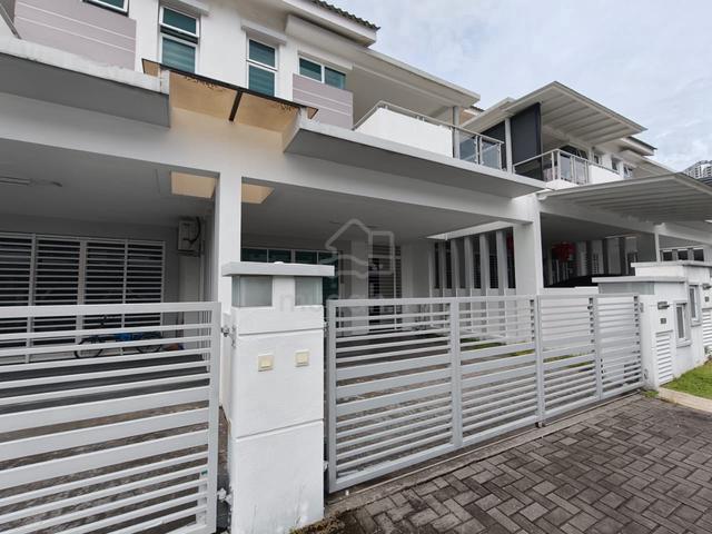 Tree Residency Double Storey Terrace House @ Gated and Guarded 1