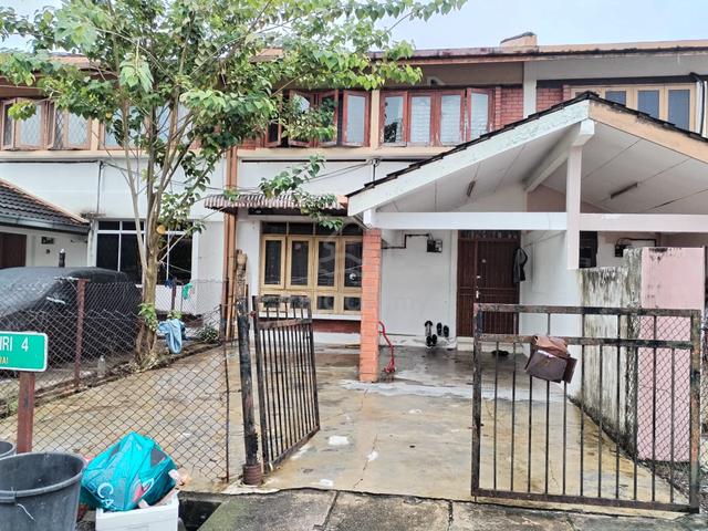 Nearby Sunway Carnival Mall, 2 Sty Terraced House For Rent 1
