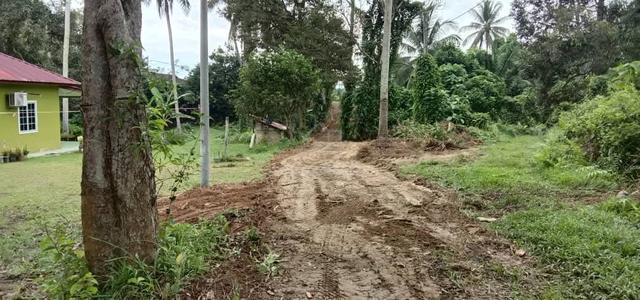 Keluasan tanah 1/2 ekar
Geran mukim dan rezab melayu 
 5