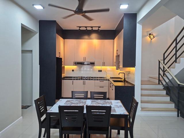 Semenyih Townhouse, Taman Akasia 1