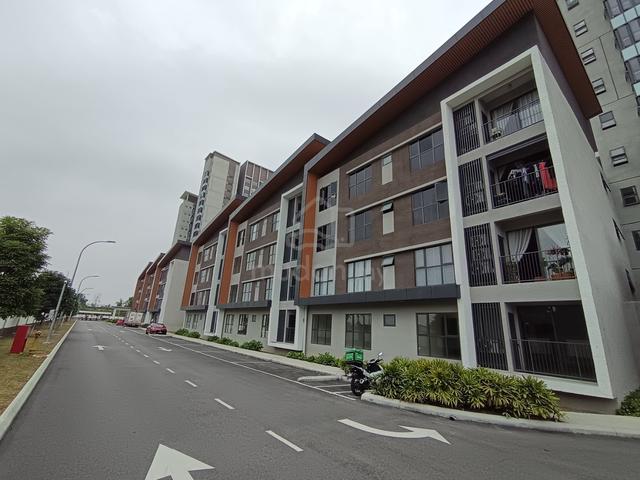 Arinna, Kemuning Utama 1