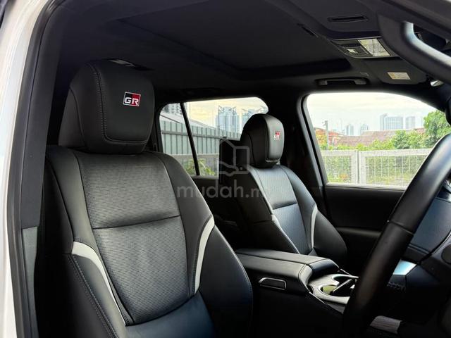 Petrol 2024 Toyota LANDCRUISER 3.4 300 GR SPORT(A) - 4