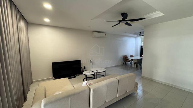 Fully renovated Taman Pulai Mutiara Cassia 2.5 storey terrace Pulai 1
