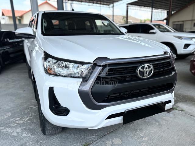 2022 Toyota HILUX 2.4 E UNDER TOYOTA WARRANTY!! - 1