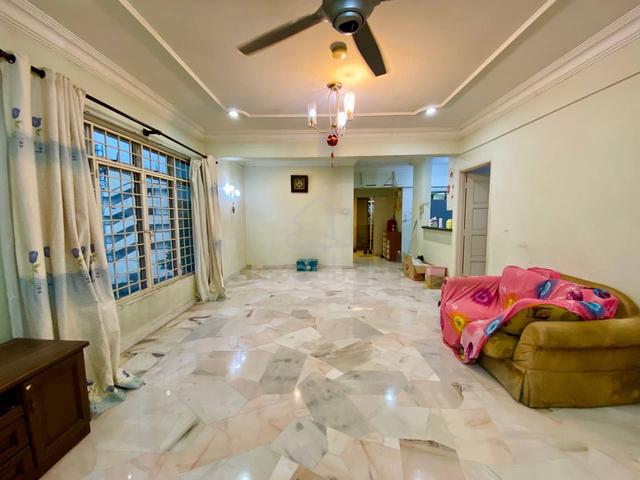 La Villas Condominium 1
