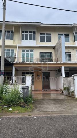 2.5 Tingkat Taman Scientex Senai, Johor  1