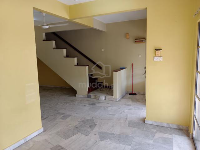 Gated Guarded 2 storey Terrace house For Rent In Usj 22, Subang Jaya 1