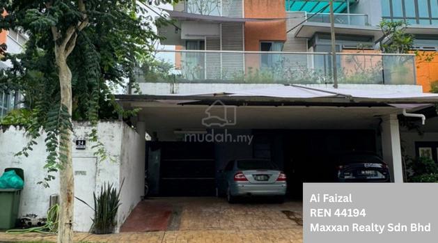 2.5 Storey Semi D House, Bangi Lakehills Villa, Seksyen 6 Bangi 1