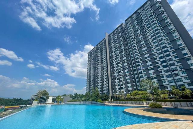 Kiara Plaza 1