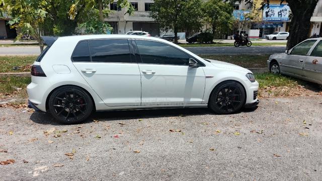 2017 Volkswagen GOLF 2.0 GTI MK7 (M) - 4