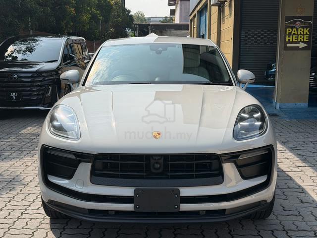 2022 Porsche Macan 2.0L NFL - 4
