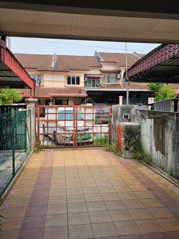 [Town House] Taman Bayu Permai, Rawang 1