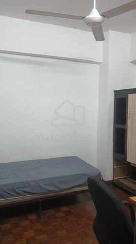 Gemilang Indah 1