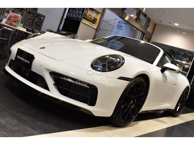 2024 Porsche 911 Targa 4S (Recon) - 2