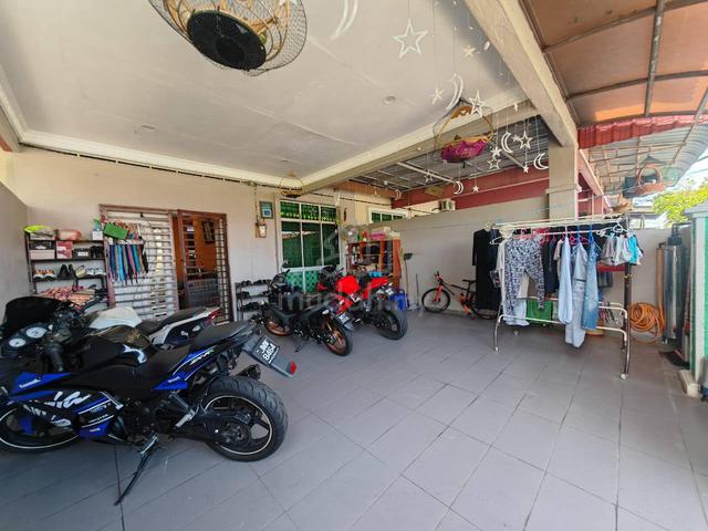 Facing open ⭐ Rumah Teres Setingkat Taman Seri Sempang, Merlimau 3
