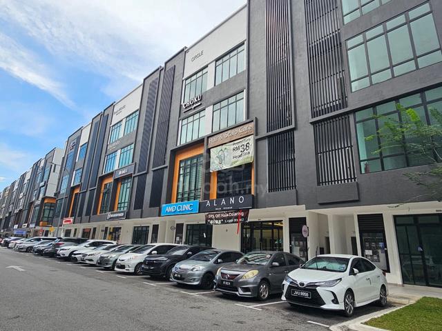 Pelangi Avenue,Taman Pelangi, Leisure Mall,JB Town 1