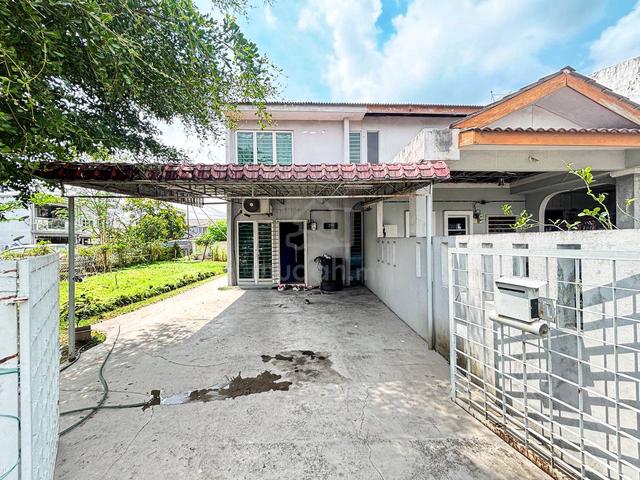 FACING OPEN ‼️ Corner Lot 2 Storey Seksyen 17 Shah Alam 1