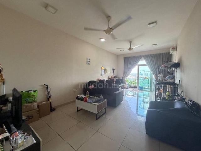 M Condominium @ Larkin 1