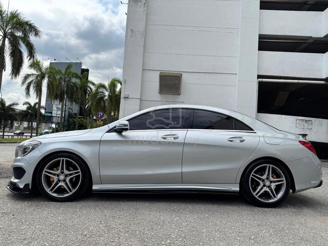 2016 Mercedes Benz CLA180 1.6 AMG CBU P/START RCAM - 2