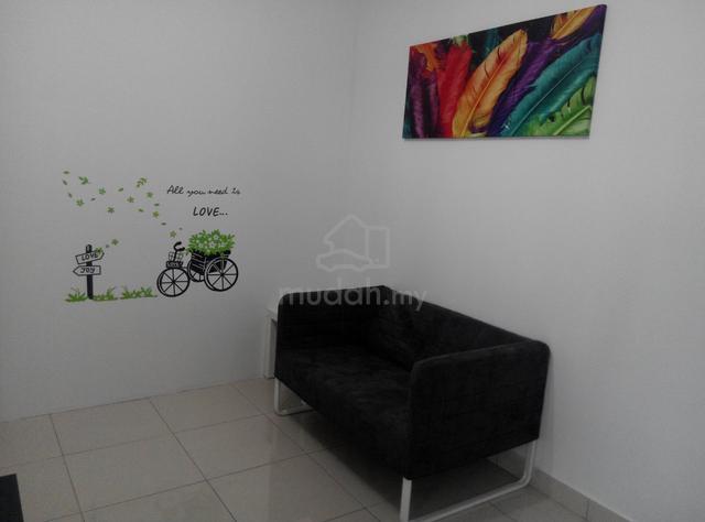 Middle Room for Rent in Saville Kajang (Female only) 1
