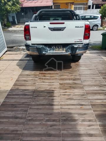 2019 Toyota HILUX 2.4 L-EDITION FACELIFT (A) - 4
