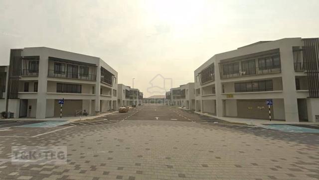 Tropicana Aman Rimbayu Telok Panglima Garang Double Storey Shop 24x65 5