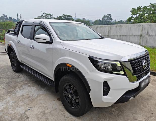 2023 Nissan Navara 2.5 V Newfacelift 4x4 7-speed - 1