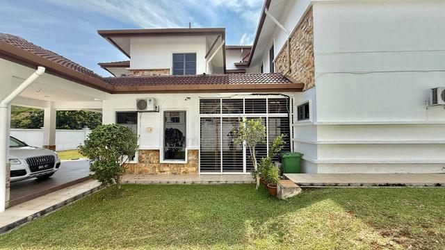 Double Storey Bungalow Puncak Pinggiran Putra, Putrajaya 1