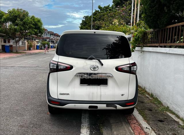 2016 Toyota SIENTA 1.5 V (A) - 4