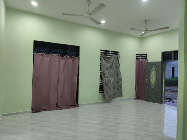 rumah untuk disewa area repek bachok 1