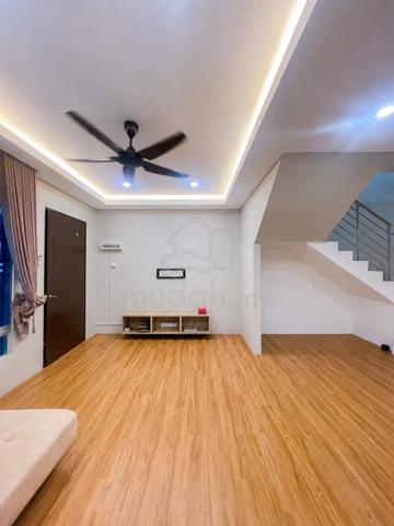 Taman Pulai Mutiara/ 2-Storey Terrace/ 18x65/ Renovated Unit 1