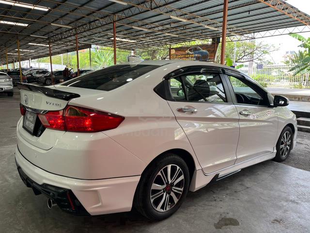 2018 Honda CITY 1.5 (A) E FACELIFT PUSH START - 5