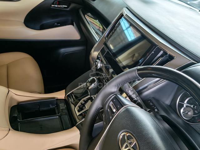 2019 Toyota VELLFIRE 2.5 X (A) - 5