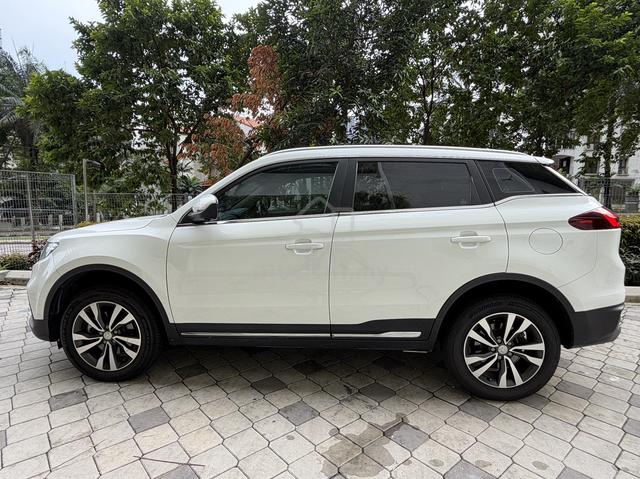 (60k Mileage) 2021 Proton X70 1.8 EXECUTIVE - 5