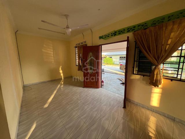 Cornet Lot Terraced House For Rent in Tanah Merah, Sungai Udang 1