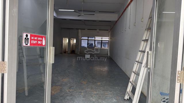 Shoplot at Kota Damansara To Let 1
