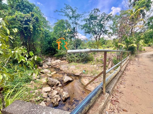 TANAH LATA SUNGAI ! Geran 1 NAMA ! Boleh LPPSA ! 5 Relong ! 4