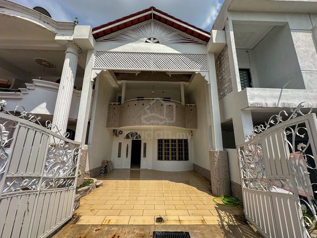 RENOVATEDš„Double Storey Terrace Taman Seri Merdeka Ampang 1