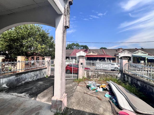 Teres 1 Tingkat Taman Desa Cempaka Nilai Dekat Benteng Cempaka 1