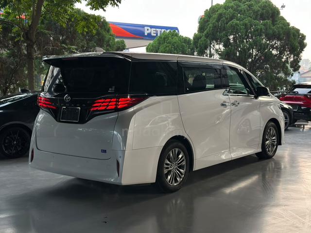 2025 Toyota ALPHARD 2.5 Z (A) BodyKit 11K KM - 3