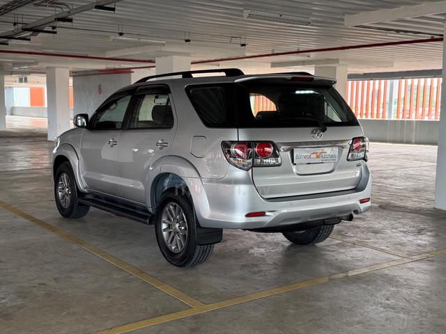 Toyota Fortuner 2.5G 2015 AT  - 4