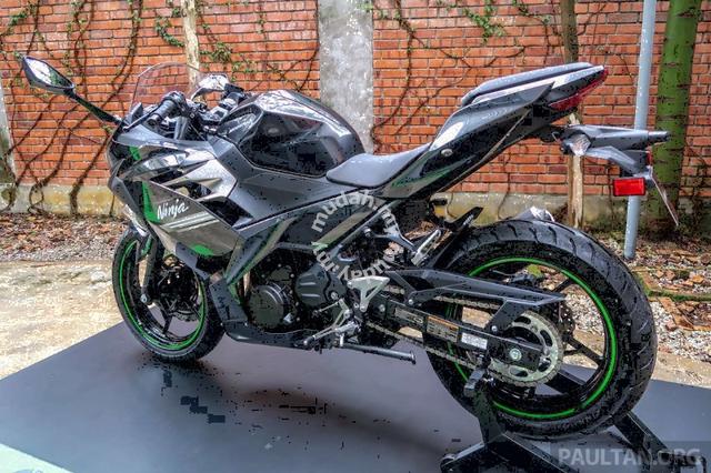 Kawasaki Ninja 250 /250 abs satu hari loan lulus - Motorcycles for sale