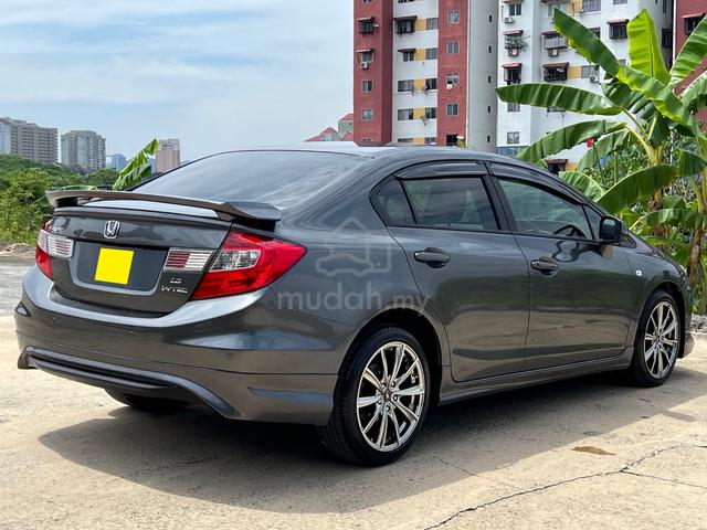 2012 Honda CIVIC 1.8 S i-VTEC FACELIFT (A) - 4