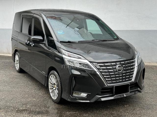 Nissan SERENA 2.0 S-HYBRID HIGHWAY STAR - 5