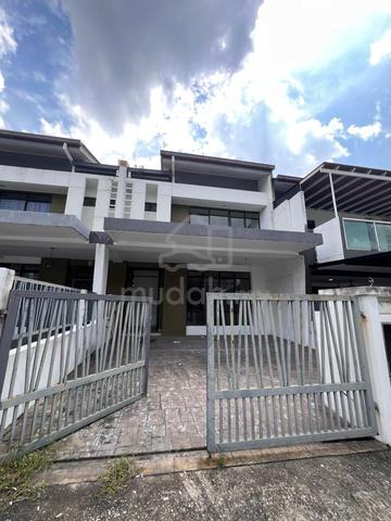 Double Storey 22x80sf Superlink House Freehold M Residence 1 Clubhouse 1